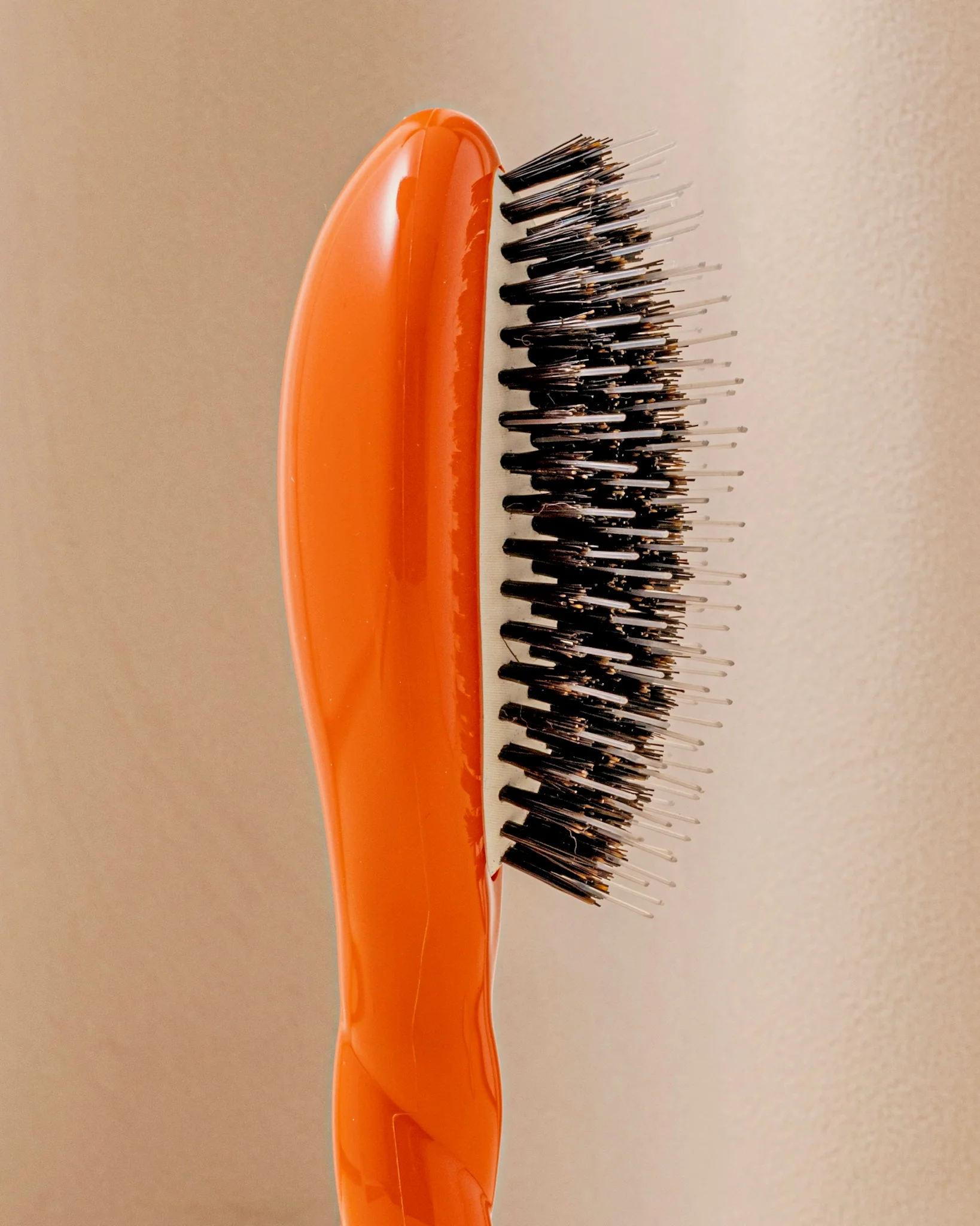 Édition Limitée N.02 La Petite Brosse Démêlante & Soin l'Indispensable Orange Seventies - Image 2