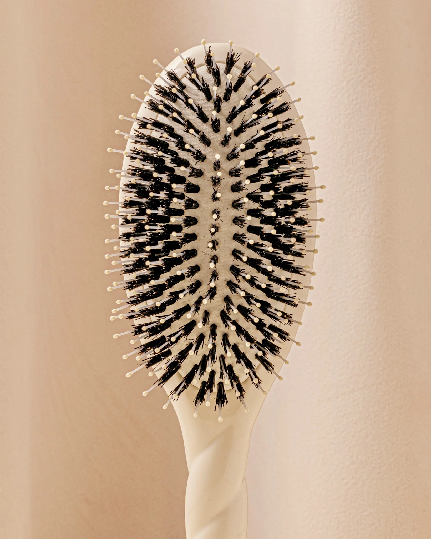 Édition Limitée Reine de Cœur N.03 La Brosse Cuir Chevelu Sensible l'Indispensable Douceur - Image 4