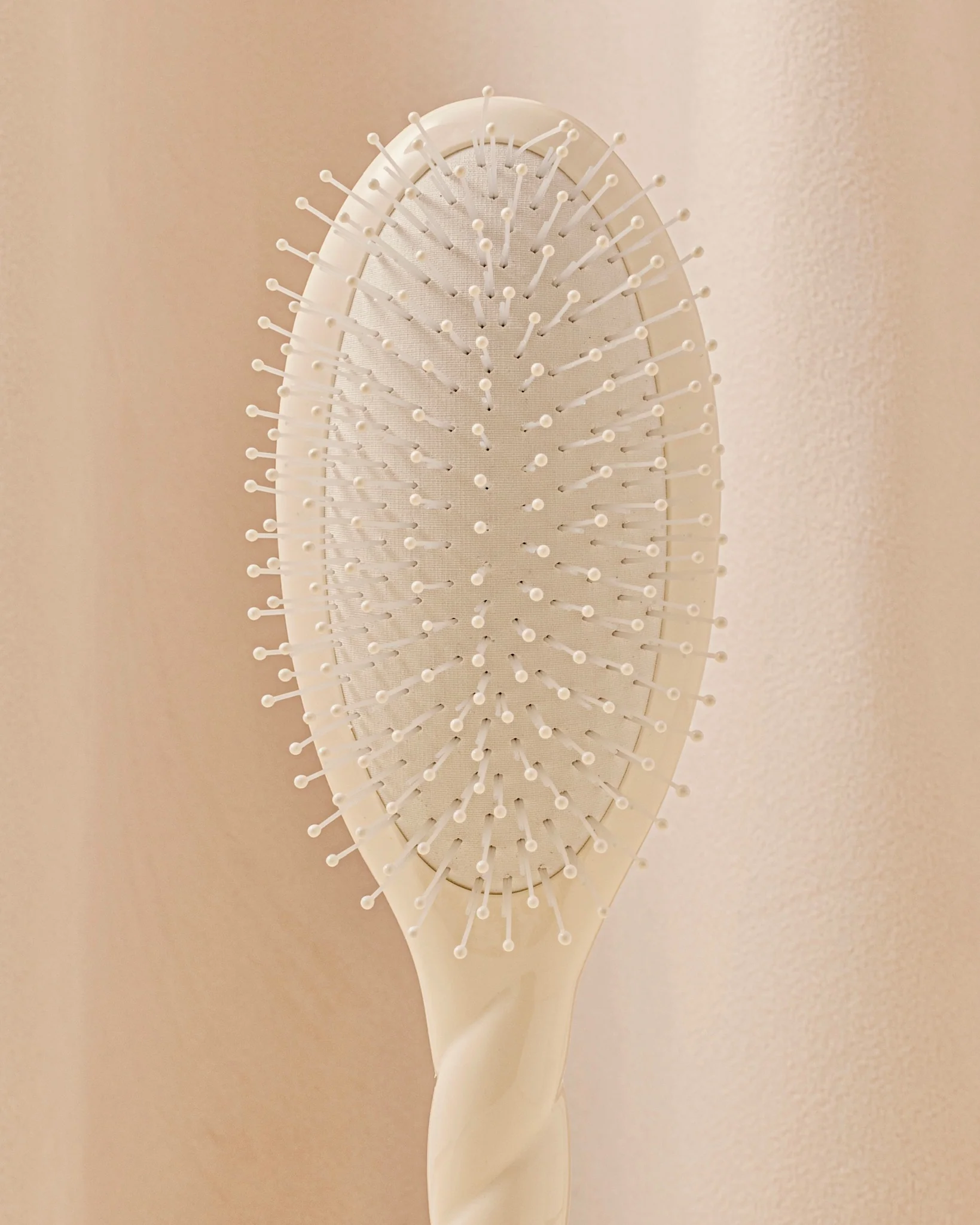 Édition Limitée Reine de Cœur N.04 La Brosse Démêlante & Massante La Miracle - Image 4