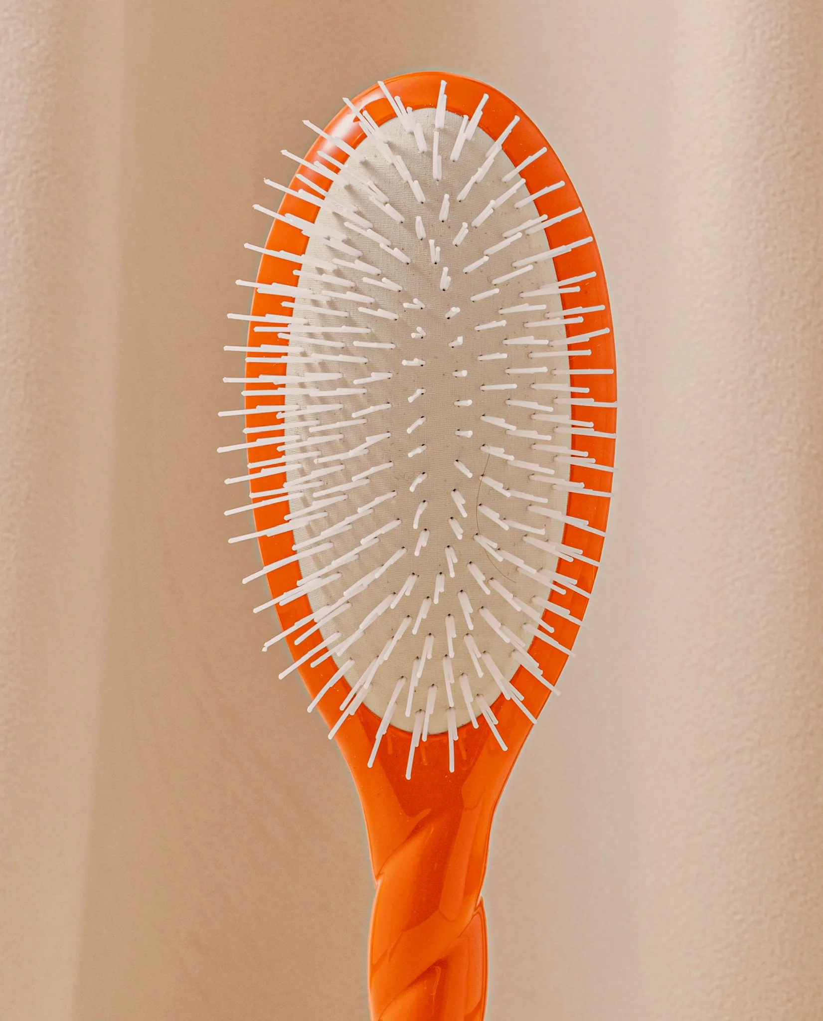Édition Limitée N.07 La Brosse Démêlante & Stimulante l'Intense Orange Seventies - Image 3
