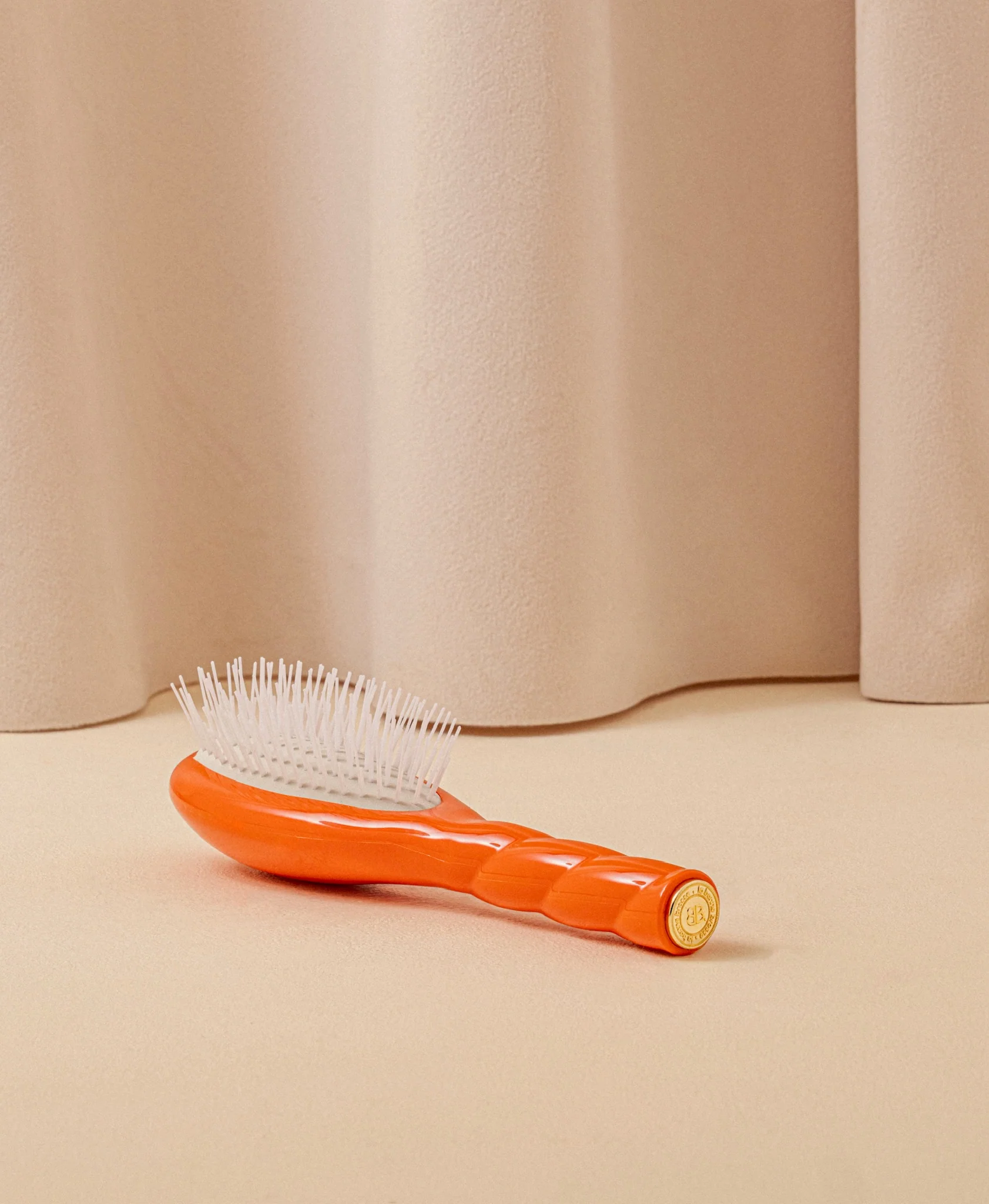Édition Limitée N.07 La Petite Brosse Démêlante & Stimulante l'Intense Orange Seventies - Image 4