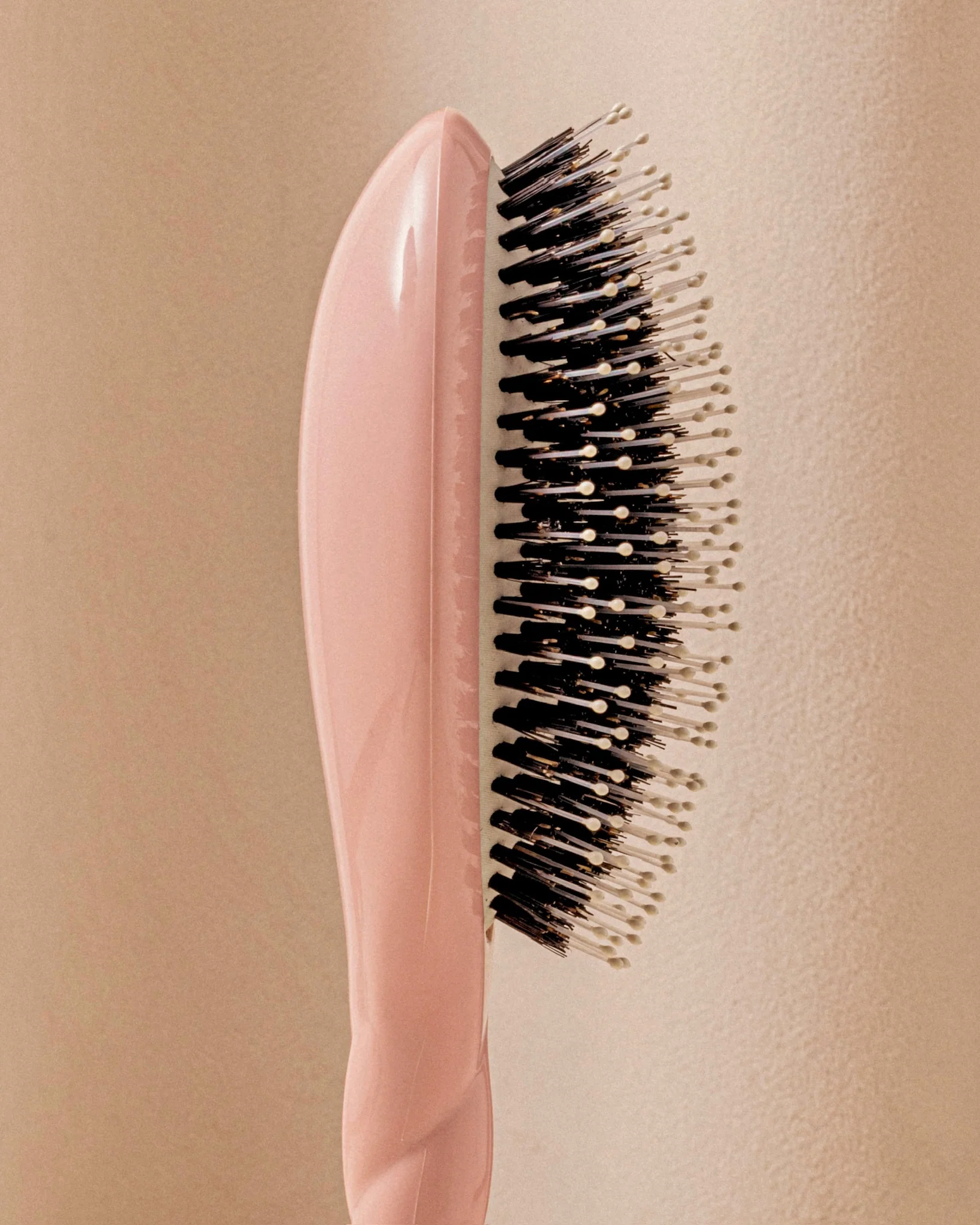 N.03 La Brosse Cuir Chevelu Sensible l'Indispensable Douceur Rose Poudré - Image 3