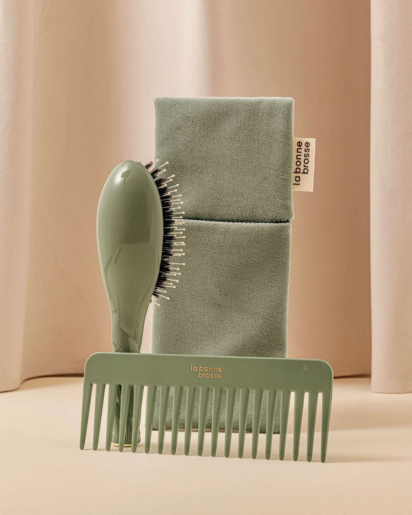 La Pochette "Petite Brosse" Vert Amande - Image 3