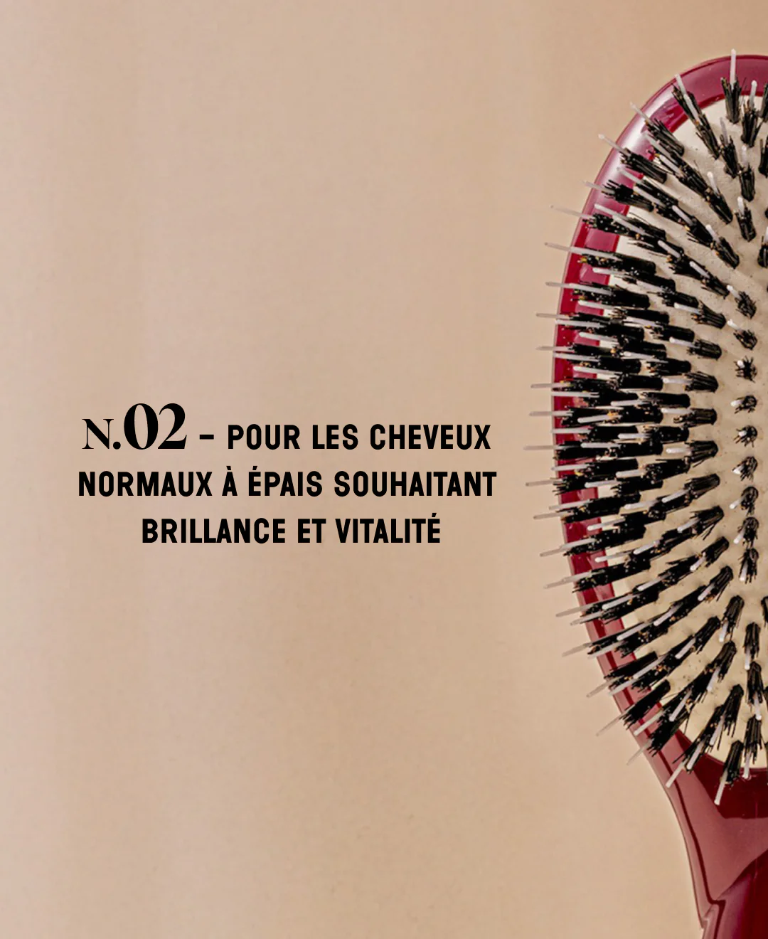 N.02 La Brosse Démêlante & Soin l'Indispensable Rouge Cerise - Image 11