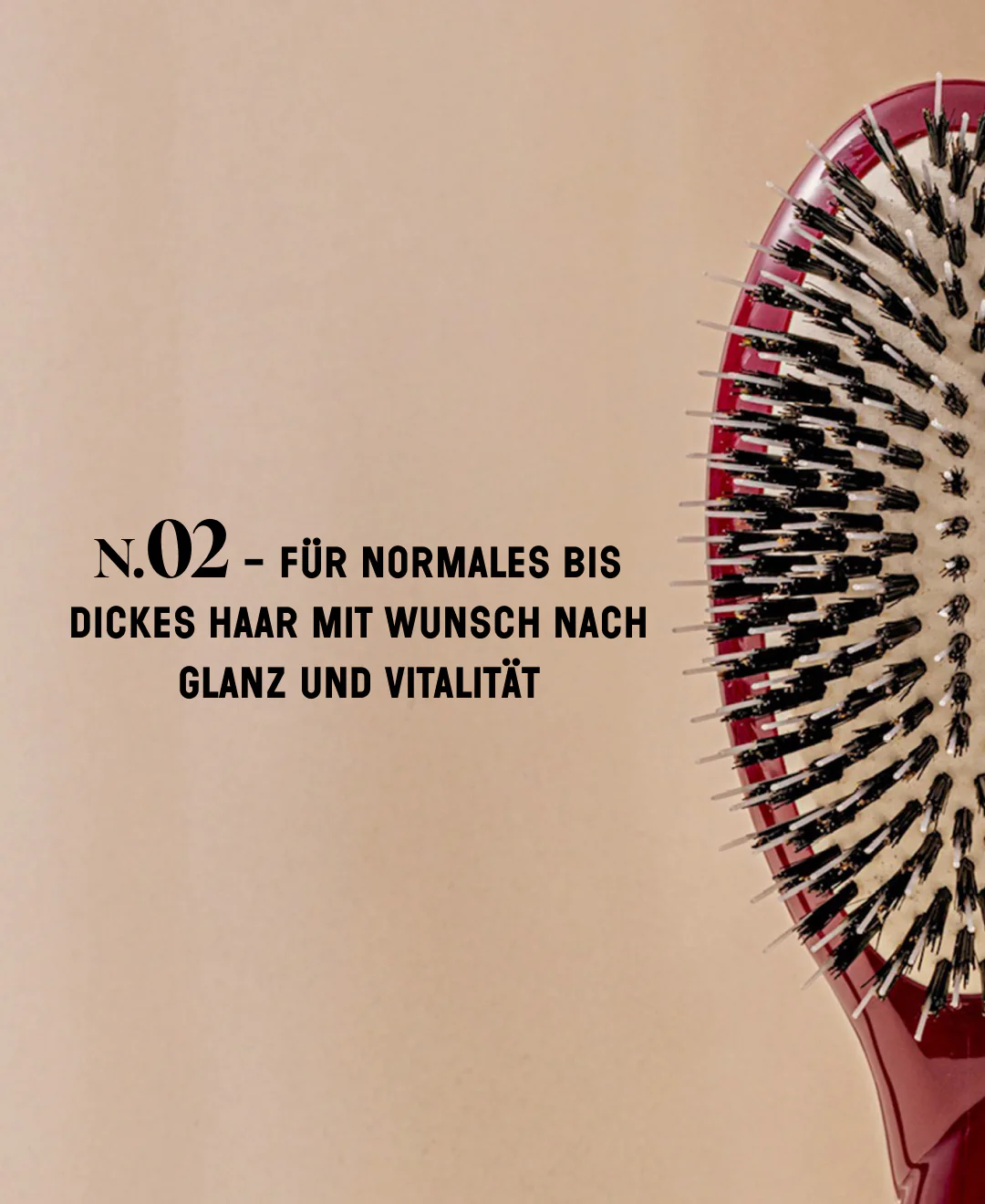 N.02 La Brosse Démêlante & Soin l'Indispensable Rouge Cerise - Image 9