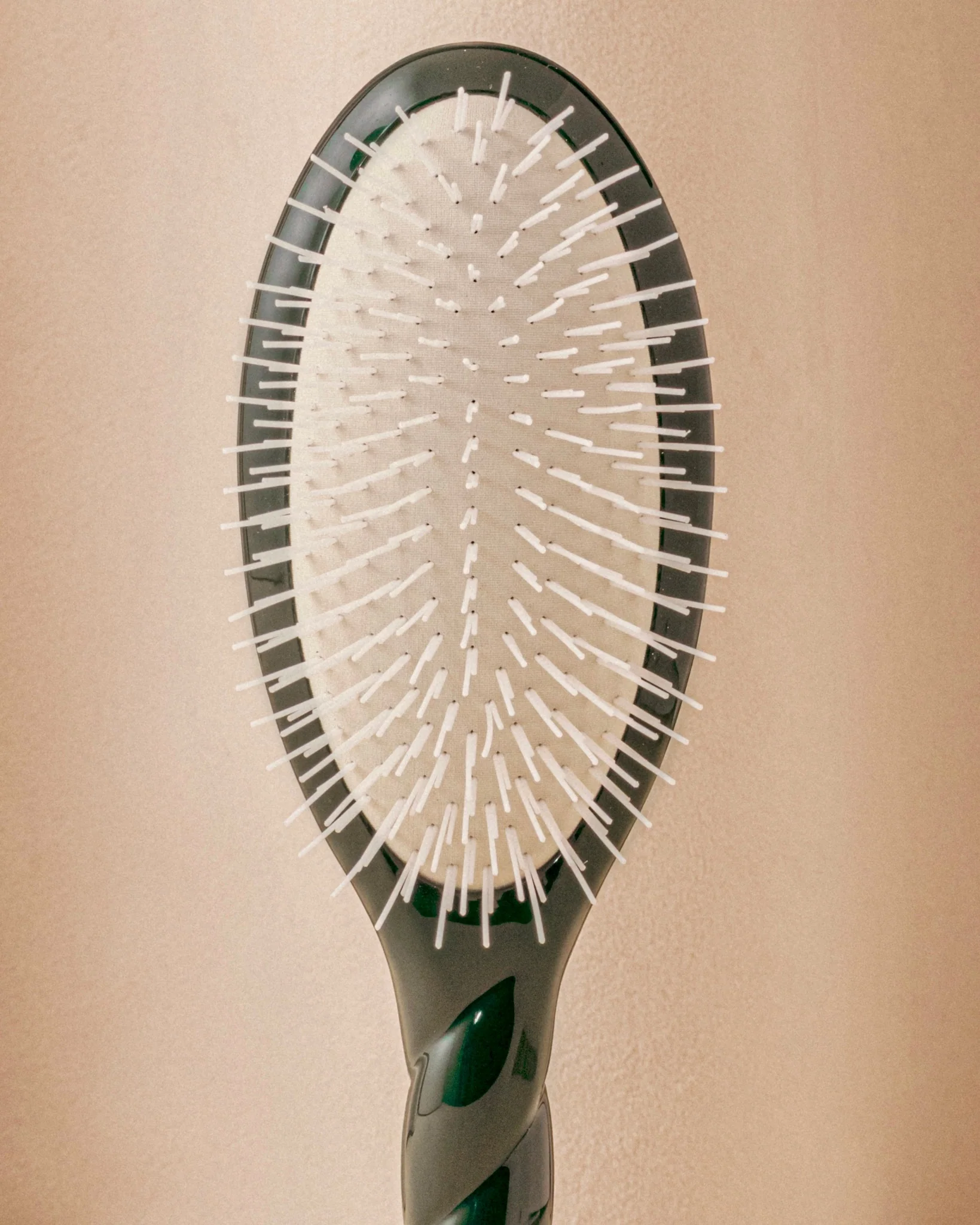 N.07 La Brosse Démêlante & Stimulante l'Intense Vert Emeraude - Image 4