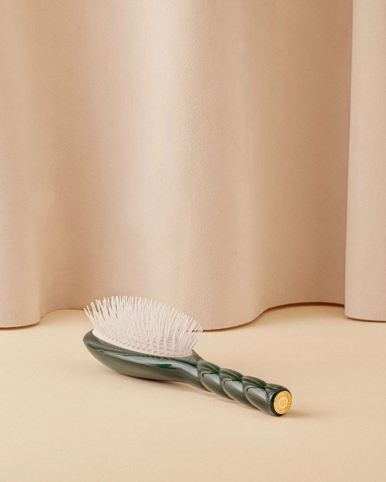 N.07 La Brosse Démêlante & Stimulante l'Intense Vert Emeraude - Image 5