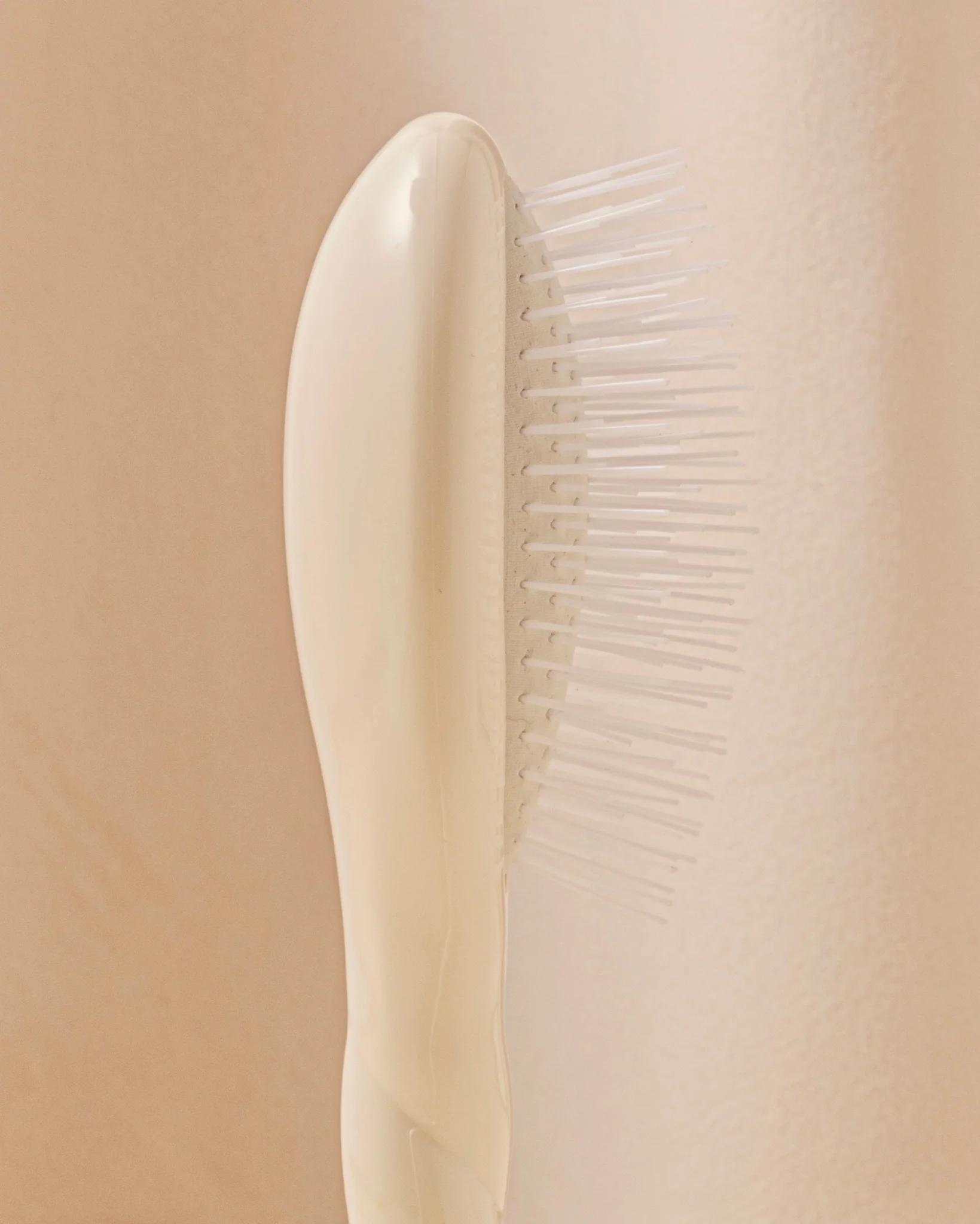 N.07 La Petite Brosse Démêlante & Stimulante l'Intense Blanc Crème - Image 3