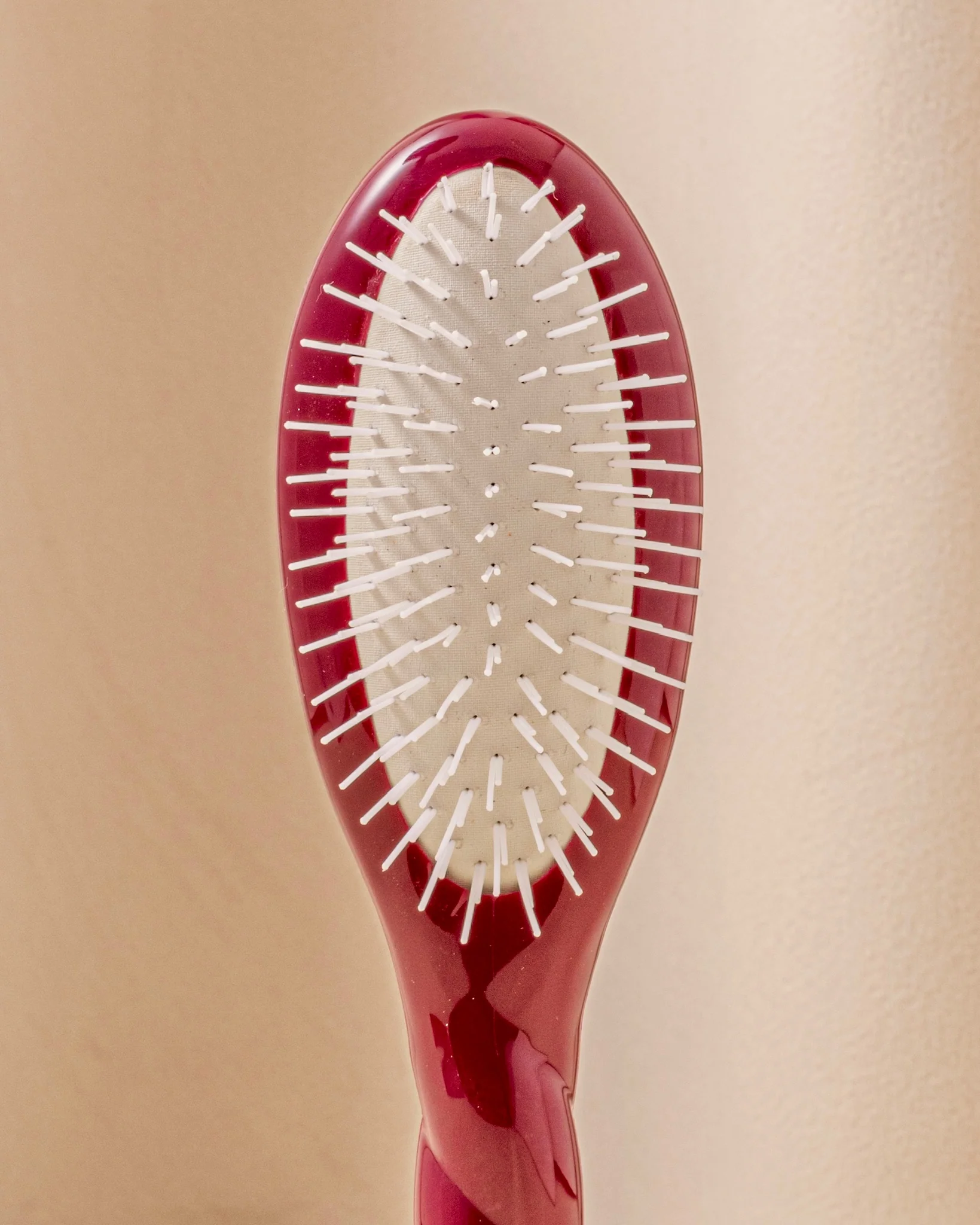 N.07 La Petite Brosse Démêlante & Stimulante l'Intense Rouge Cerise - Image 4